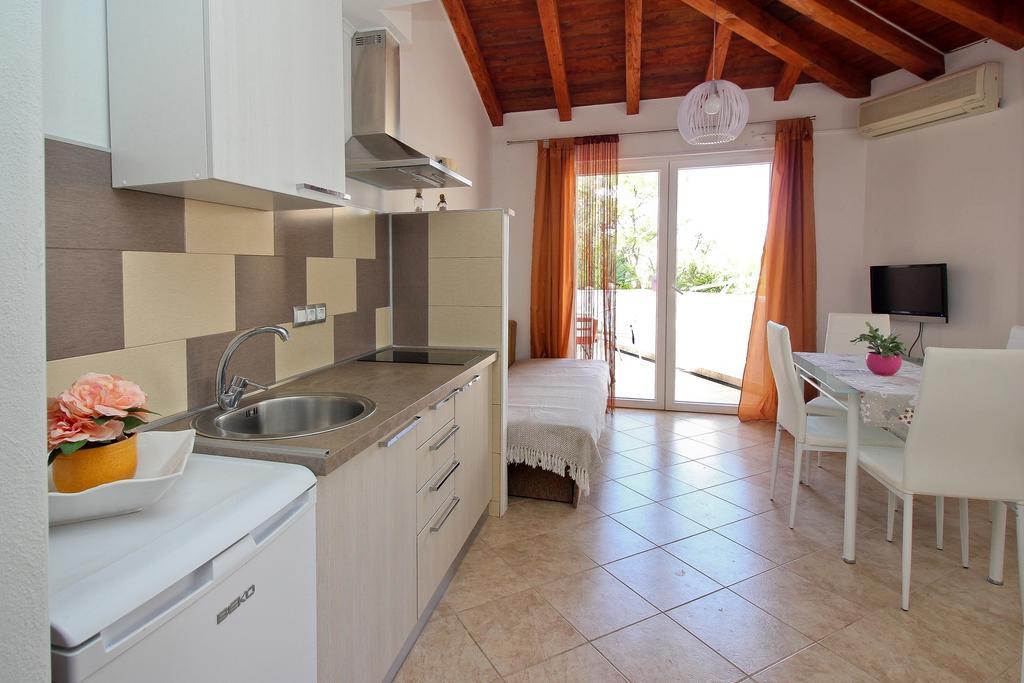 Apartment Drazen Šilo Dış mekan fotoğraf